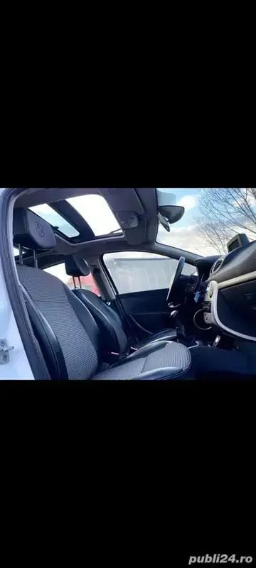 Utilizat 2010 Renault Clio II | 3.000 EUR (Preț OK) - Imagine 1/4