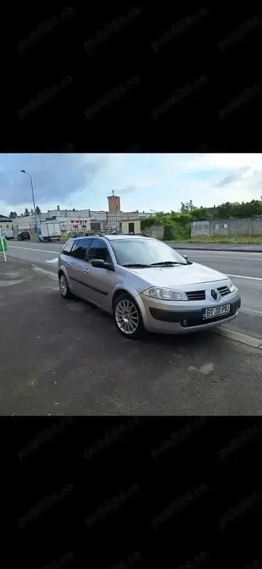 Utilizat 2005 Renault Mégane II Hatchback | 800 EUR (Preț OK) - Imagine 1/4