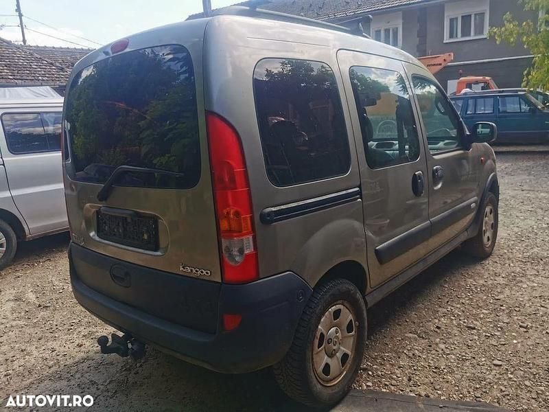 Gri Utilizat 2003 Renault Kangoo Monovolum | 1.300 EUR - Imagine 1/4