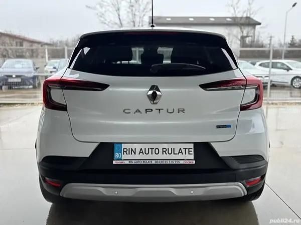 Second-hand Renault Captur 143 CP (105 kW) 2022 SUV