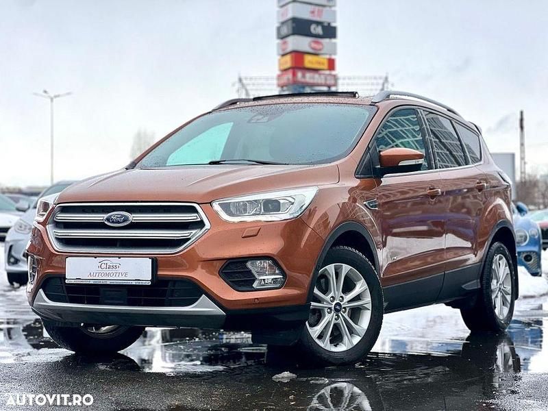 Second-hand Ford Kuga 175 CP (128 kW) 2018 Culoaremaro SUV