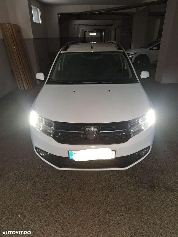 Culoarealb Utilizat 2019 Dacia Logan Berlinǎ | 6.500 EUR (Preț bun) - Imagine 1/4