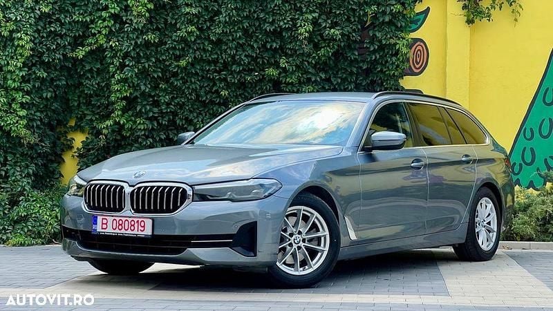 Gri Utilizat 2021 BMW 520 Sport Line Break | 21.700 EUR (Super Preț) - Imagine 1/4