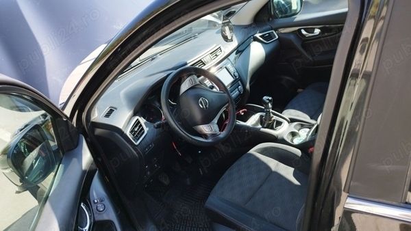 Negru Utilizat 2016 Nissan Qashqai SUV | 9.700 EUR (Preț OK) - Imagine 1/4