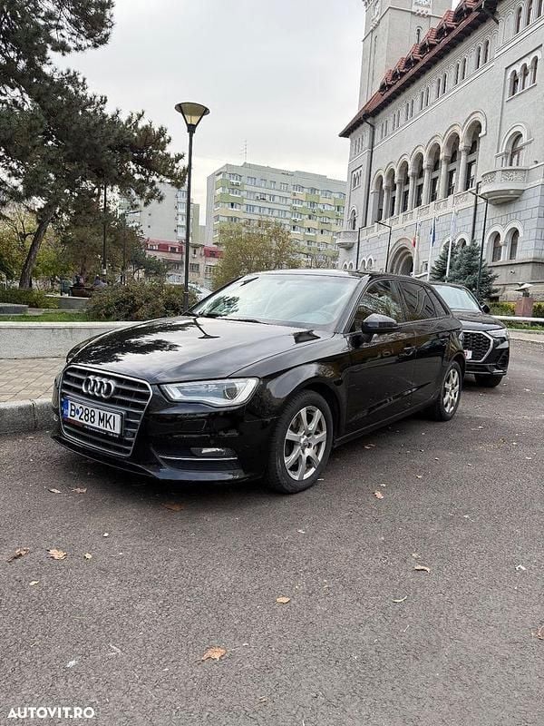 Culoarenegru Utilizat 2016 Audi A3 Sportback Attraction Hatchback | 12.300 EUR (Preț OK) - Imagine 1/4