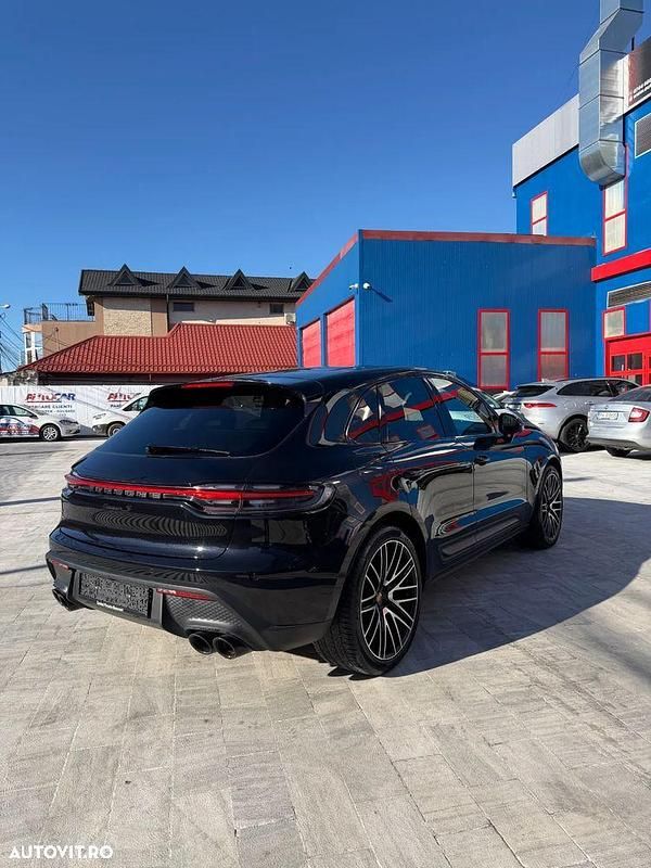 Second-hand Porsche Macan S 380 CP (279 kW) 2022 Culoarenegru SUV