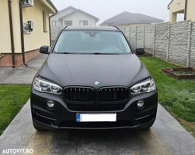 Second-hand BMW X5 Comfort Edition 258 CP (189 kW) 2013 Culoarenegru SUV