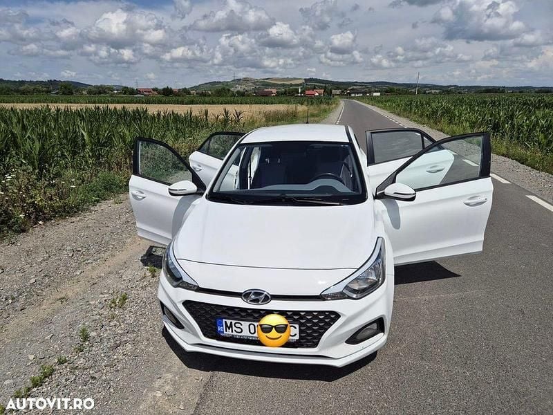 Culoarealb Utilizat 2020 Hyundai i20 Comfort | 10.900 EUR (Preț OK) - Imagine 1/4