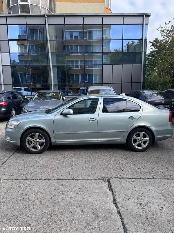 Culoareverde Utilizat 2010 Skoda Octavia Ambiente Berlinǎ | 4.900 EUR (Preț OK) - Imagine 1/4