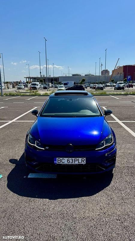Culoarealbastru Utilizat 2017 VW Golf VII R Hatchback | 26.500 EUR - Imagine 1/4