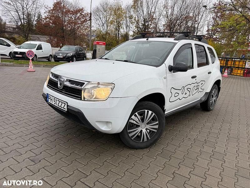Culoarealb Utilizat 2012 Dacia Duster Ambiance SUV | 5.290 EUR (Preț OK) - Imagine 1/4