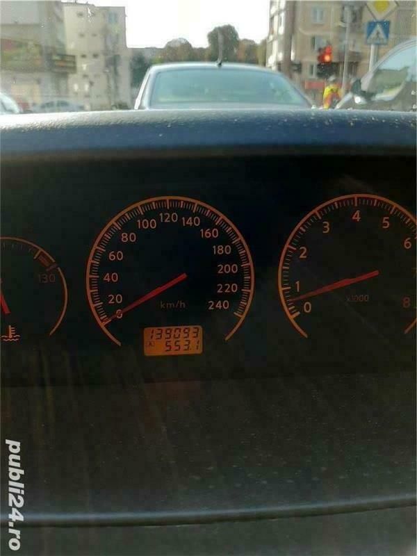 Second-hand Nissan Primera 109 CP (80 kW) 2005 Argintiu Berlinǎ