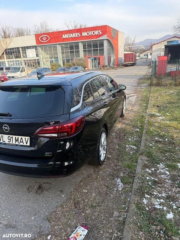 Second-hand Opel Astra Business 136 CP (100 kW) 2017 Culoarenegru Break