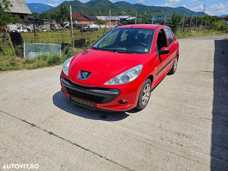 Second-hand Peugeot 206 73 CP (53 kW) 2011 Culoarerosu Hatchback