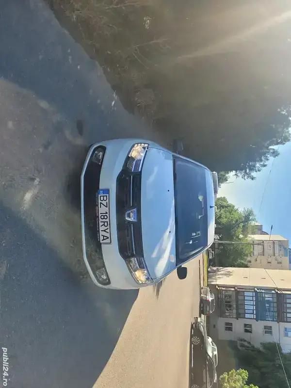 Utilizat 2019 Dacia Logan Berlinǎ | 6.500 EUR (Puțin scump) - Imagine 1/4