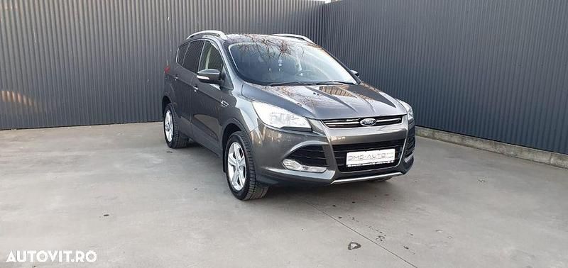 Second-hand Ford Kuga Titanium 150 CP (110 kW) 2015 Culoaregri SUV
