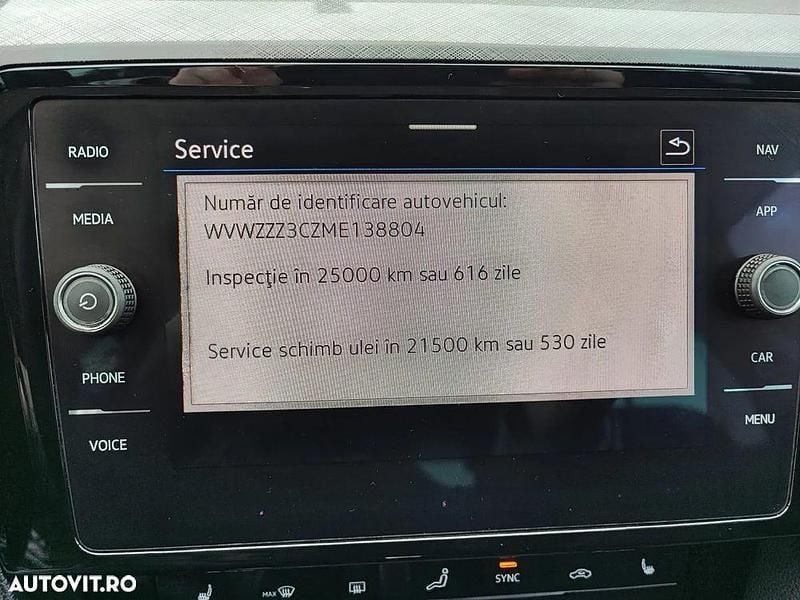 Second-hand VW Passat Business 150 CP (110 kW) 2021 Culoarealb Break