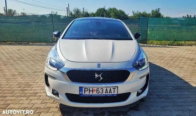 Culoarealb Utilizat 2016 Citroën DS5 Hatchback | 10.100 EUR - Imagine 1/4