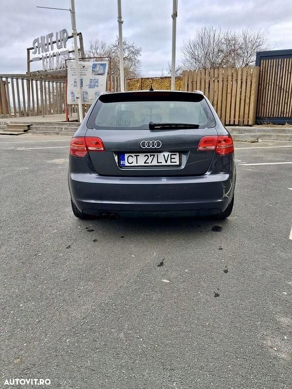 Second-hand Audi A3 Ambition 125 CP (91 kW) 2011 Culoarenegru Hatchback