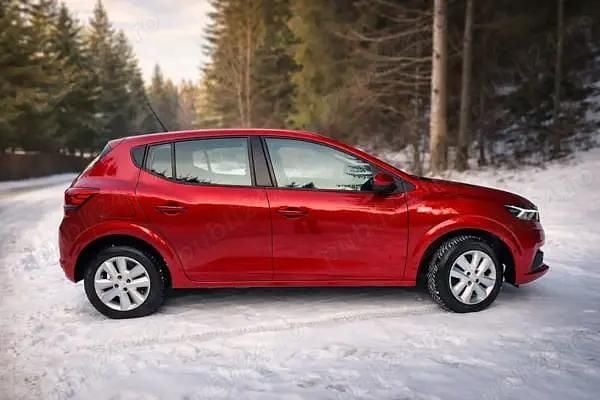 Second-hand Dacia Sandero 67 CP (49 kW) 2022 Rosu Berlinǎ