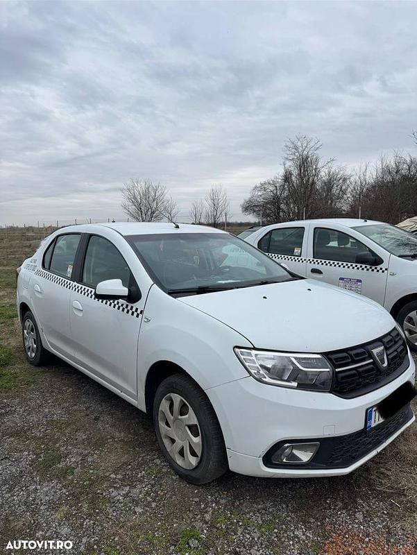 Second-hand Dacia Logan Lauréate 75 CP (55 kW) 2019 Culoarealb Berlinǎ