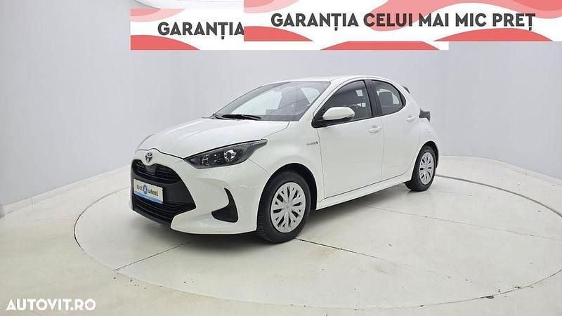 Culoarealb Utilizat 2021 Toyota Yaris Hybrid | 16.450 EUR (Preț OK) - Imagine 1/3