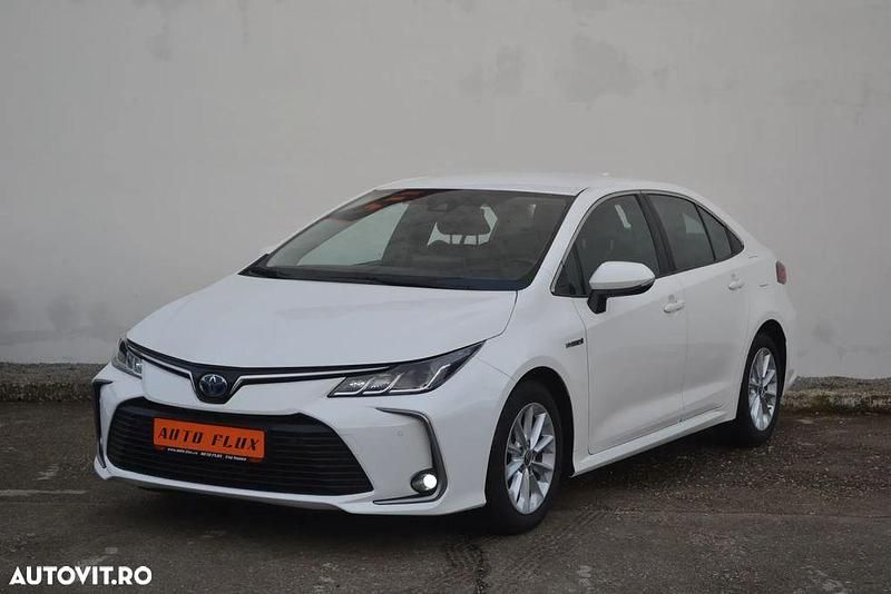 Culoarealb Second-hand 2021 Toyota Corolla Berlinǎ | 18.990 EUR (Preț OK) - Imagine 1/4