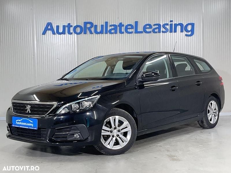 Culoarenegru Utilizat 2020 Peugeot 308 Active Break | 10.290 EUR (Preț OK) - Imagine 1/4