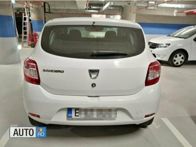 Alb Utilizat 2013 Dacia Sandero Hatchback | 3.300 EUR (Super Preț) - Imagine 1/1