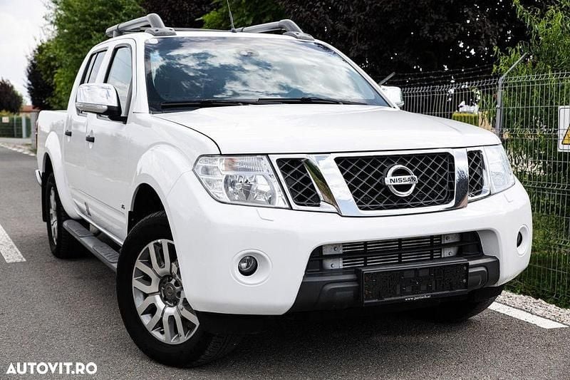 Second-hand Nissan Navara 231 CP (169 kW) 2015 Culoarealb Pickup