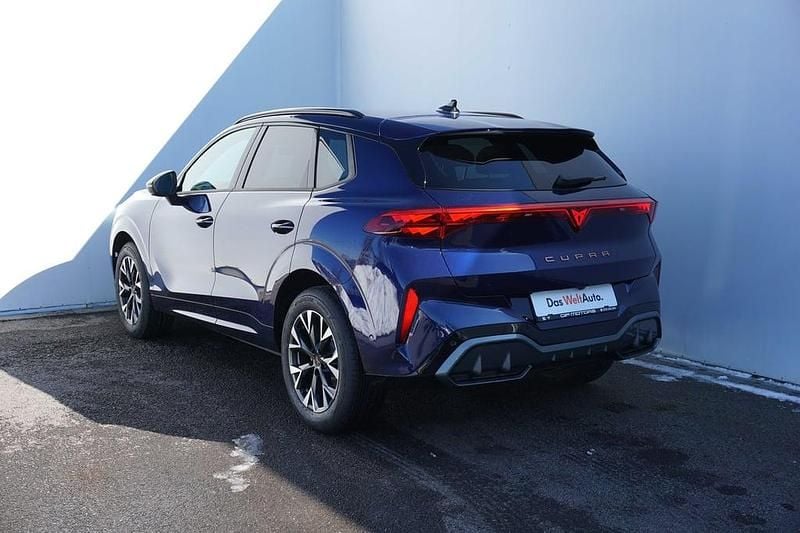 Nouă Cupra Terramar 150 CP (110 kW) 2025 Albastru mediu  normal SUV