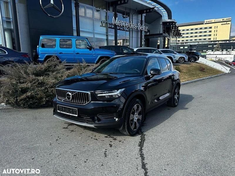 Culoarenegru Utilizat 2020 Volvo XC40 Inscription SUV | 18.490 EUR (Preț bun) - Imagine 1/4