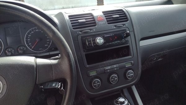 Utilizat 2009 VW Golf VI Hatchback | 3.300 EUR (Preț bun) - Imagine 1/4