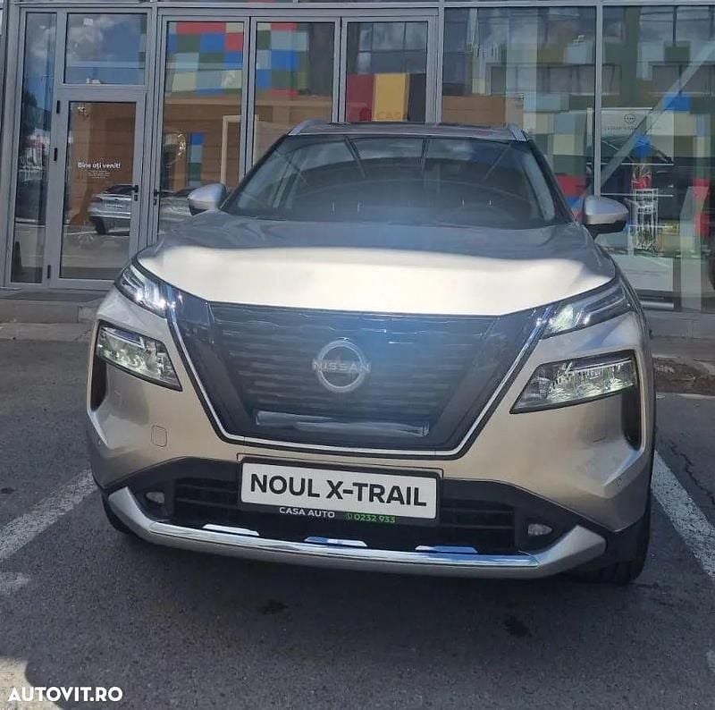 Gri Utilizat 2023 Nissan X-Trail Tekna+ SUV | 44.000 EUR - Imagine 1/4