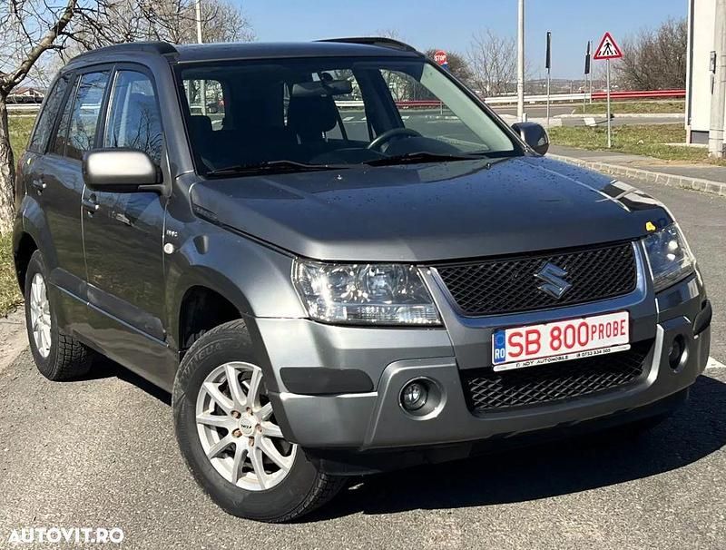 Second-hand Suzuki Grand Vitara Club 129 CP (94 kW) 2007 Culoaregri SUV