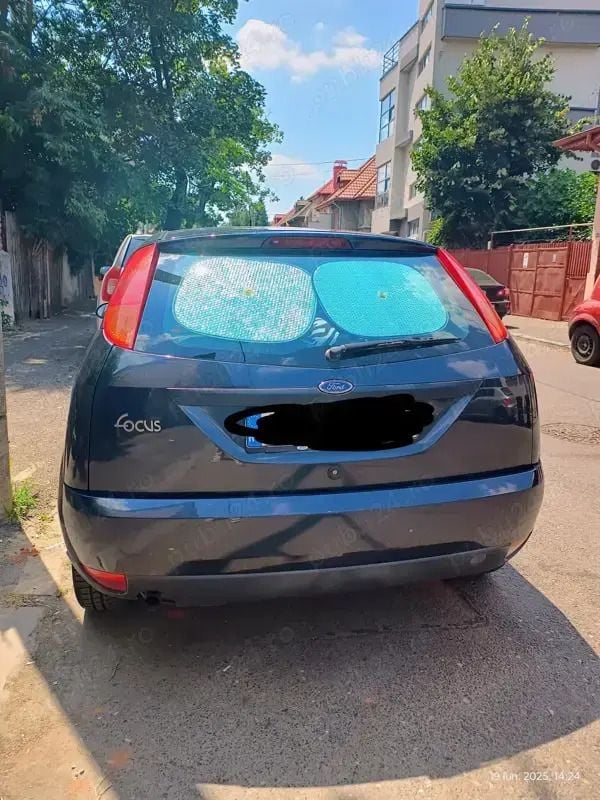 Utilizat 2001 Ford Focus Hatchback | 1.150 EUR (Preț OK) - Imagine 1/4