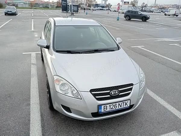 Gri Utilizat 2008 Kia Ceed Hatchback | 2.499 EUR (Preț OK) - Imagine 1/4