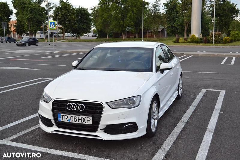 Alb Utilizat 2016 Audi A3 Sport Berlinǎ | 9.800 EUR (Preț bun) - Imagine 1/4