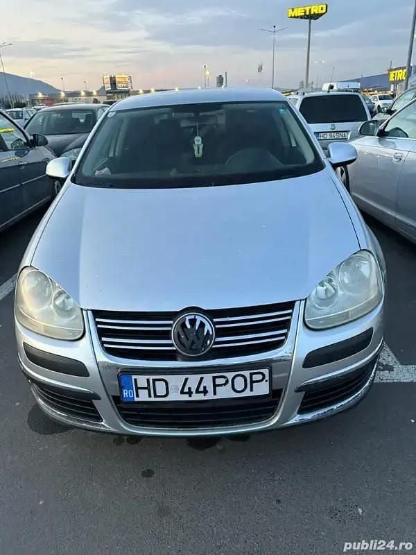 Utilizat 2006 VW Jetta | 2.300 EUR (Preț OK) - Imagine 1/4