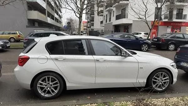 Second-hand BMW 120 Sport Line 190 CP (139 kW) 2016 Culoarealb Hatchback