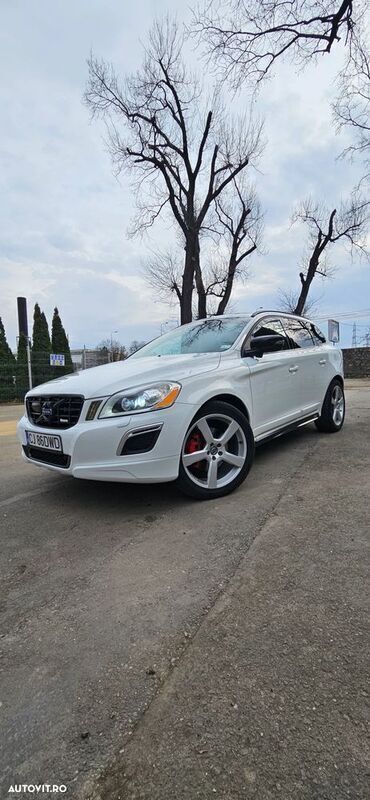 Alb Utilizat 2012 Volvo XC60 R-Design SUV | 13.450 EUR (Scump) - Imagine 1/4