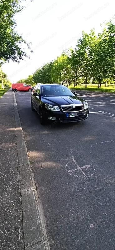 Utilizat 2011 Skoda Octavia Break | 4.600 EUR (Preț OK) - Imagine 1/4