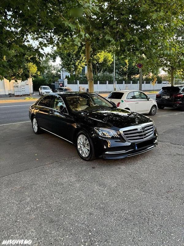 Culoarenegru Utilizat 2018 Mercedes S450 Berlinǎ | 55.000 EUR (Scump) - Imagine 1/4