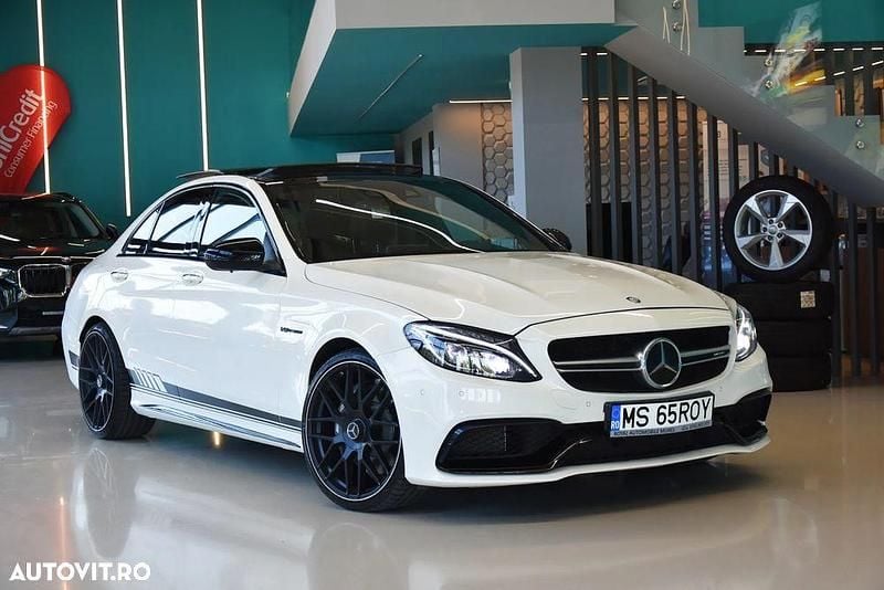 Culoarealb Second-hand 2015 Mercedes C63 AMG AMG Berlinǎ | 29.500 EUR - Imagine 1/4