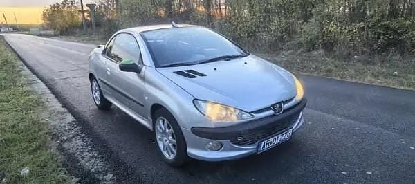 Utilizat 2002 Peugeot 206 CC Cabrio | 1.400 EUR - Imagine 1/4