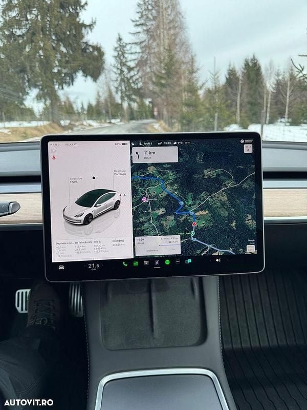 Second-hand Tesla Model 3 366 kW (498 CP) 2023 Culoarealb Berlinǎ