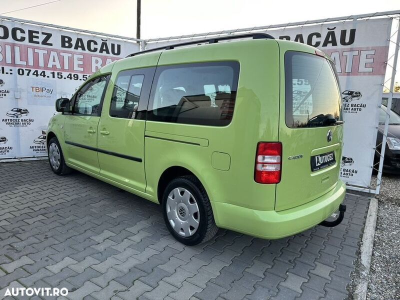 Second-hand VW Caddy Maxi Trendline 102 CP (75 kW) 2013 Alte culori Monovolum