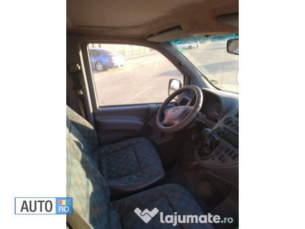 Second-hand Mercedes Vito 87 CP (63 kW) 2001 Alb Van