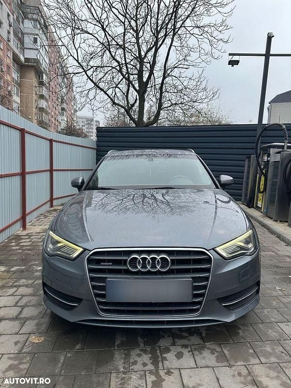 Culoaregri Utilizat 2016 Audi A3 Comfort Hatchback | 12.990 EUR (Preț OK) - Imagine 1/4