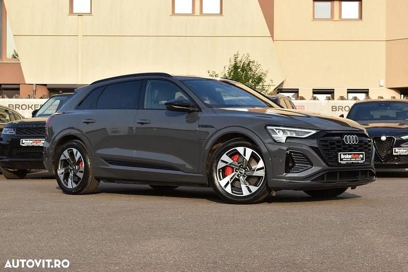 Gri Utilizat 2023 Audi Q8 e-tron S-Line SUV | 52.772 EUR - Imagine 1/4